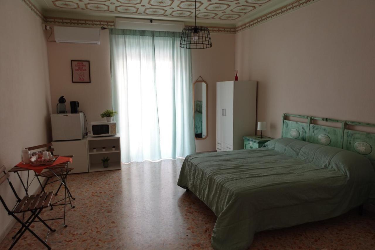 Imperial Room Трани Экстерьер фото